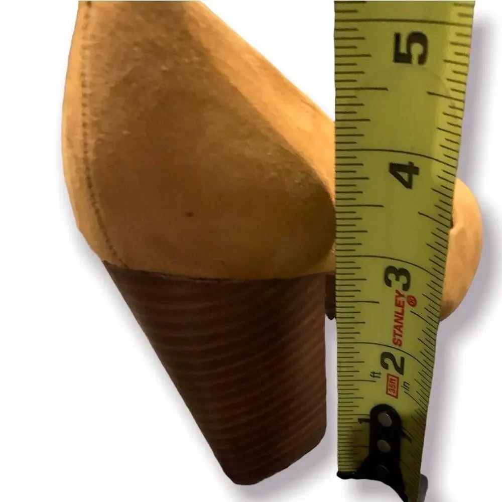 & Other Stories Tan Suede Heels Size 6.5
